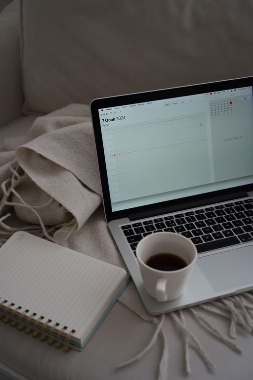 Tips for Creating a Relaxing Home Office Environment